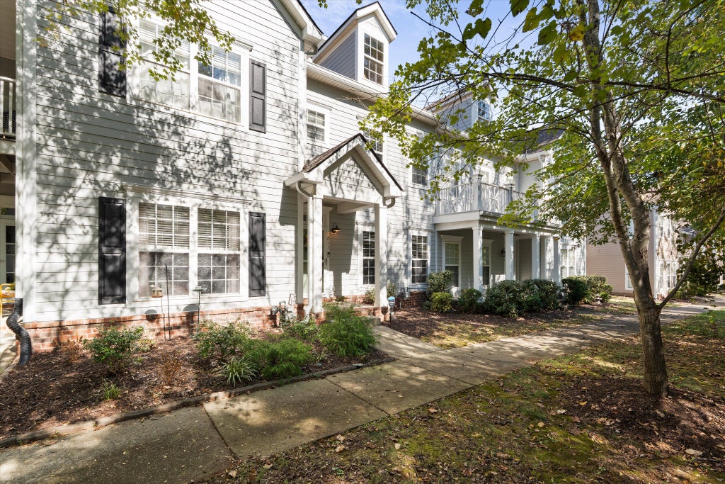 817 Hobbit Ln, Nashville - listing photo 1