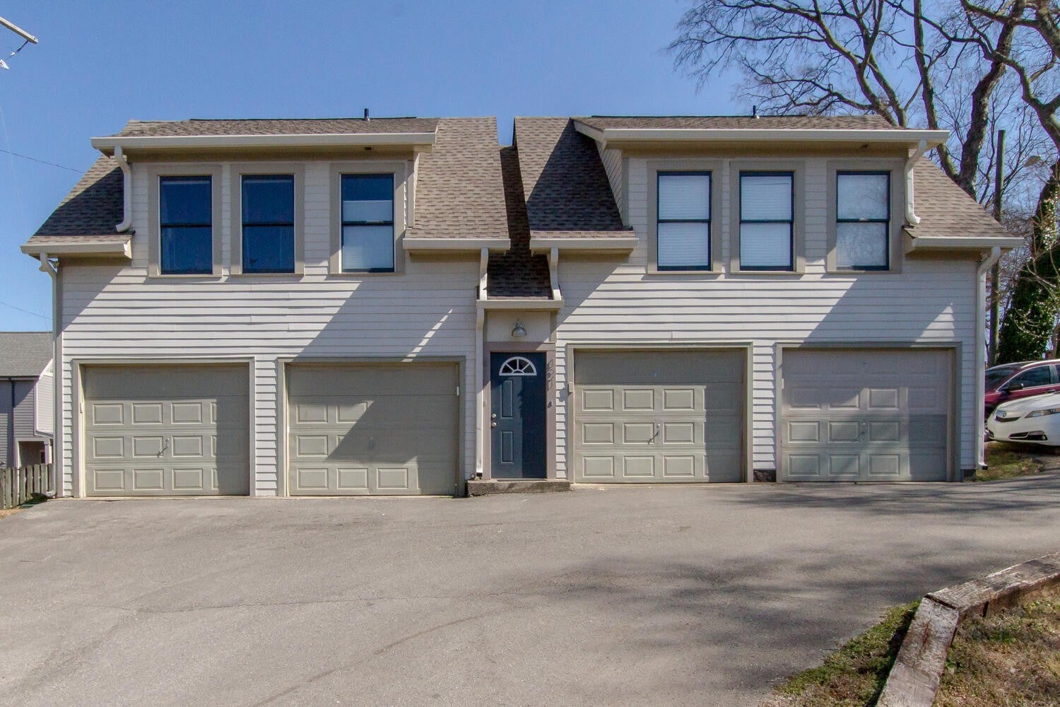 419 Van Buren St