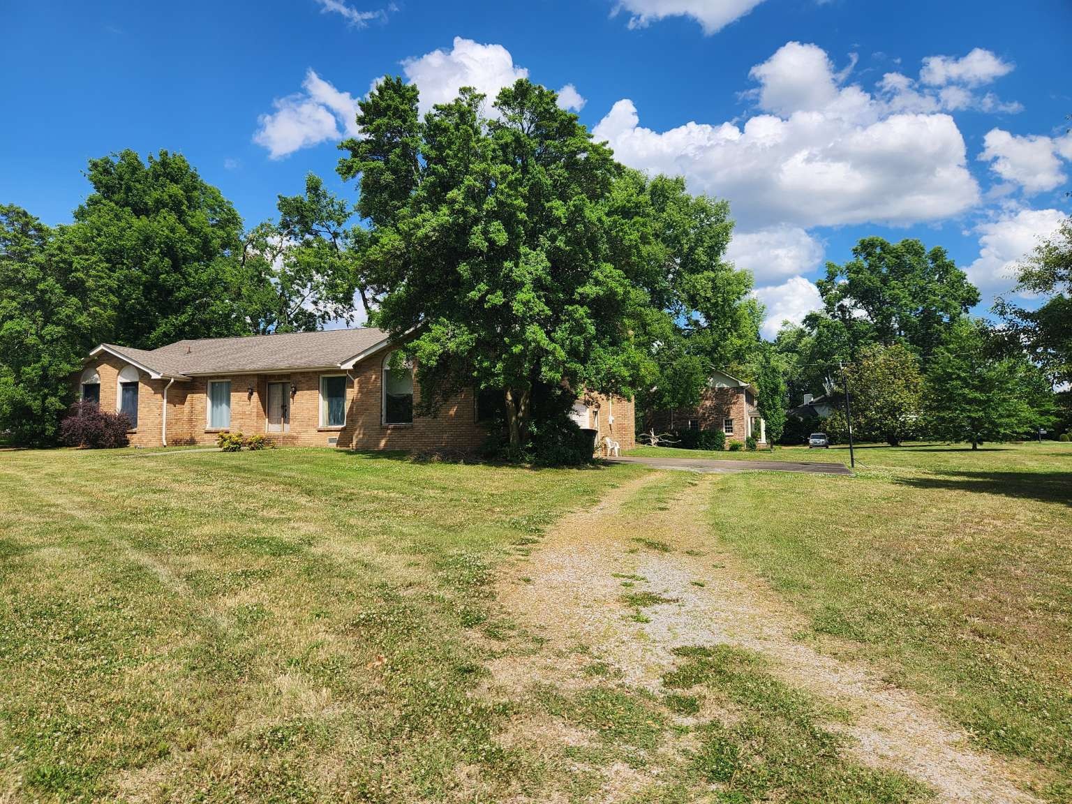 220 Long Valley Rd
