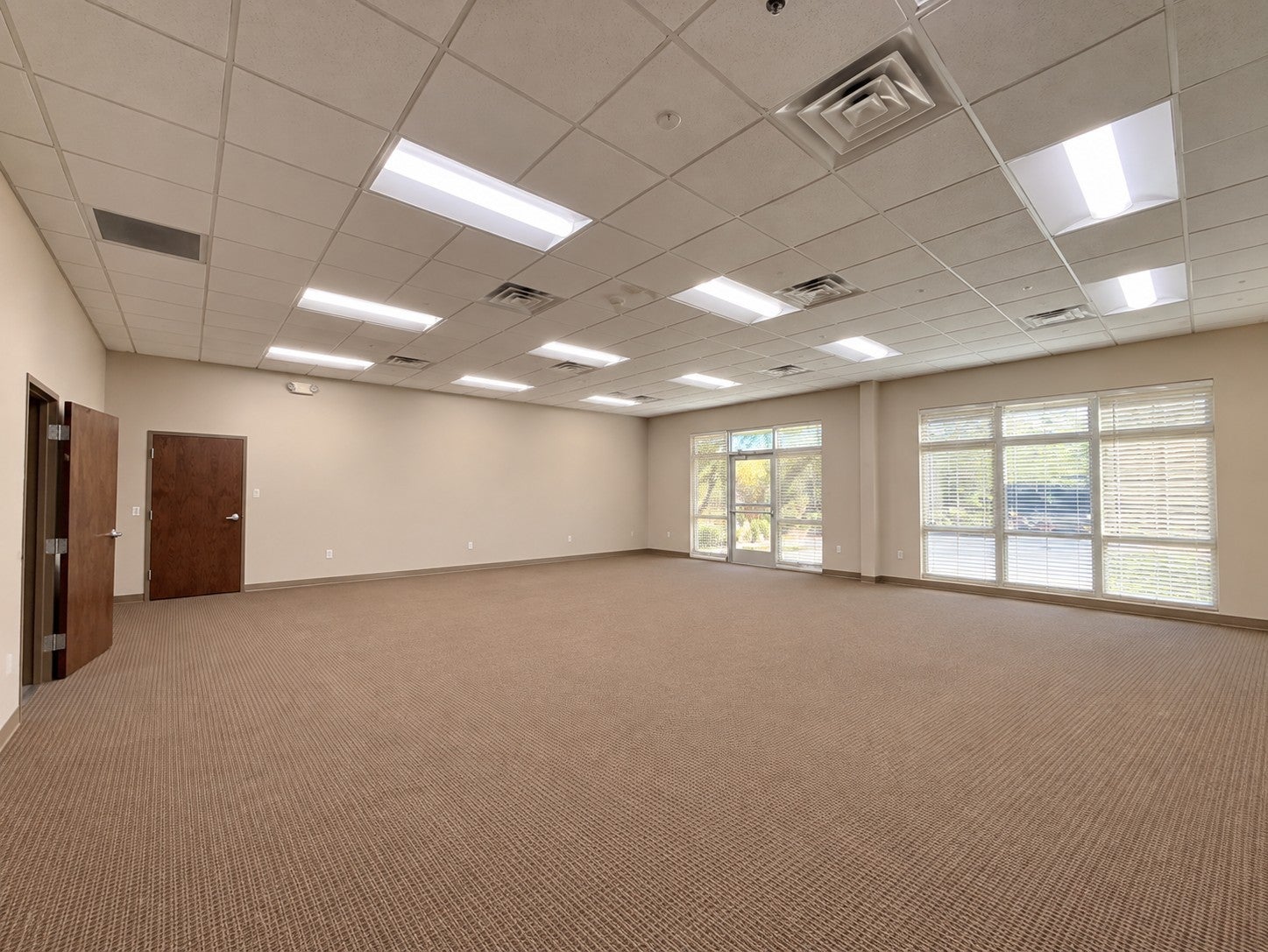 101 Forrest Crossing Blvd