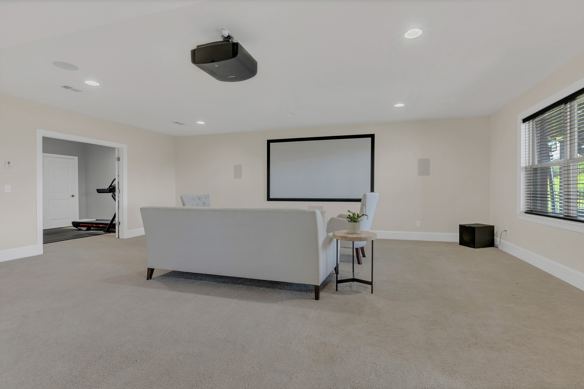 Brentwood, Tennessee 37027, United States, 6 Bedrooms Bedrooms, ,6 BathroomsBathrooms,Residential,Pending,127792