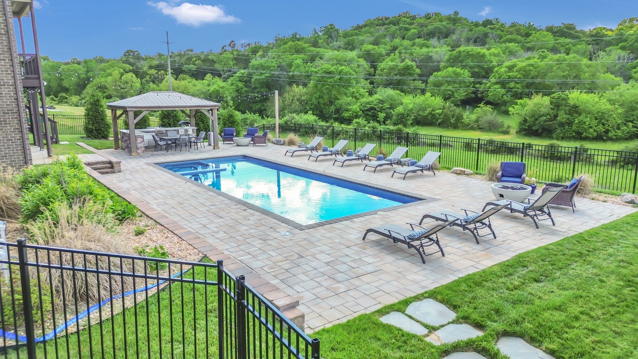 Middle Tennessee Properties 1 723 Green Hill Blvd