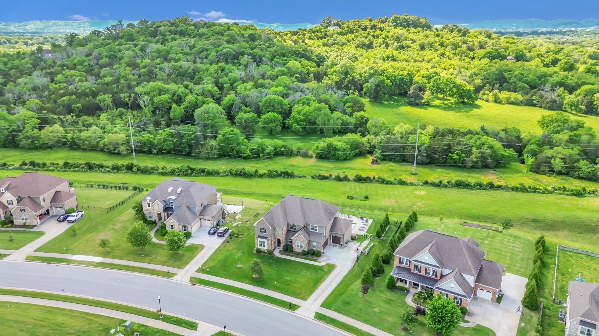 Brentwood, Tennessee 37027, United States, 6 Bedrooms Bedrooms, ,6 BathroomsBathrooms,Residential,Pending,127792