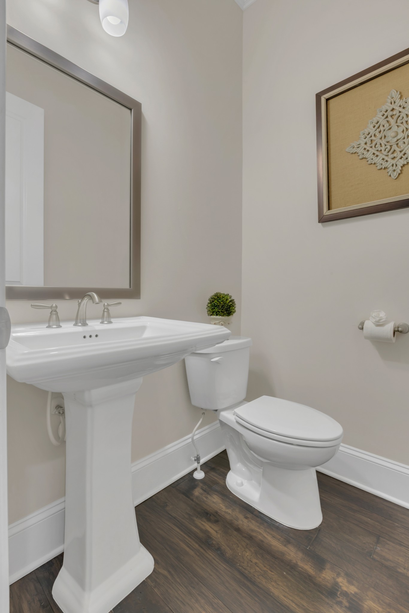 Brentwood, Tennessee 37027, United States, 6 Bedrooms Bedrooms, ,6 BathroomsBathrooms,Residential,Pending,127792