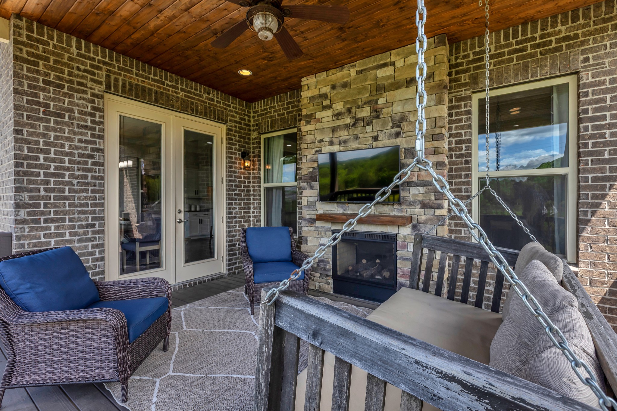 Brentwood, Tennessee 37027, United States, 6 Bedrooms Bedrooms, ,6 BathroomsBathrooms,Residential,Pending,127792