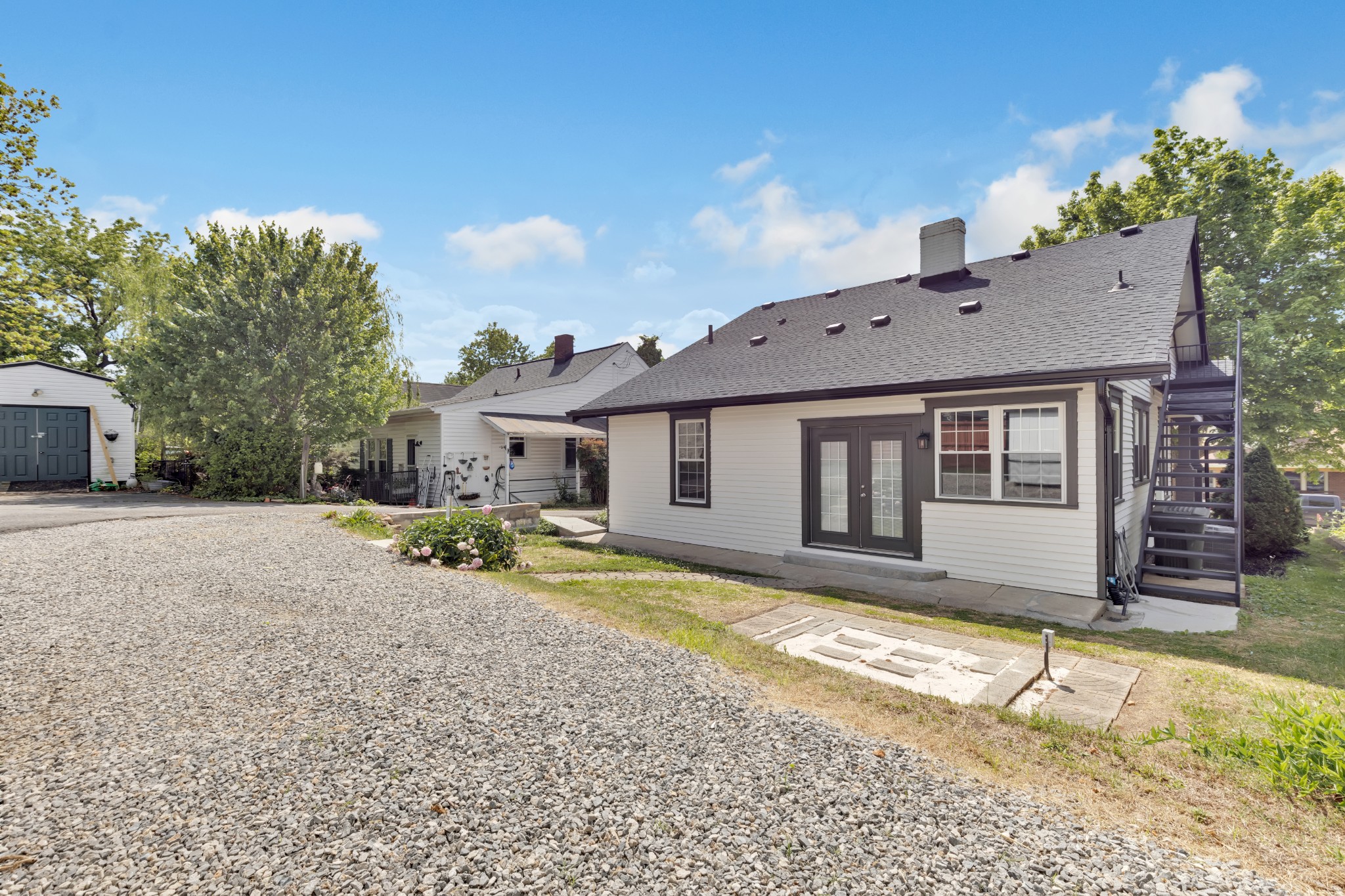 308 Walnut St