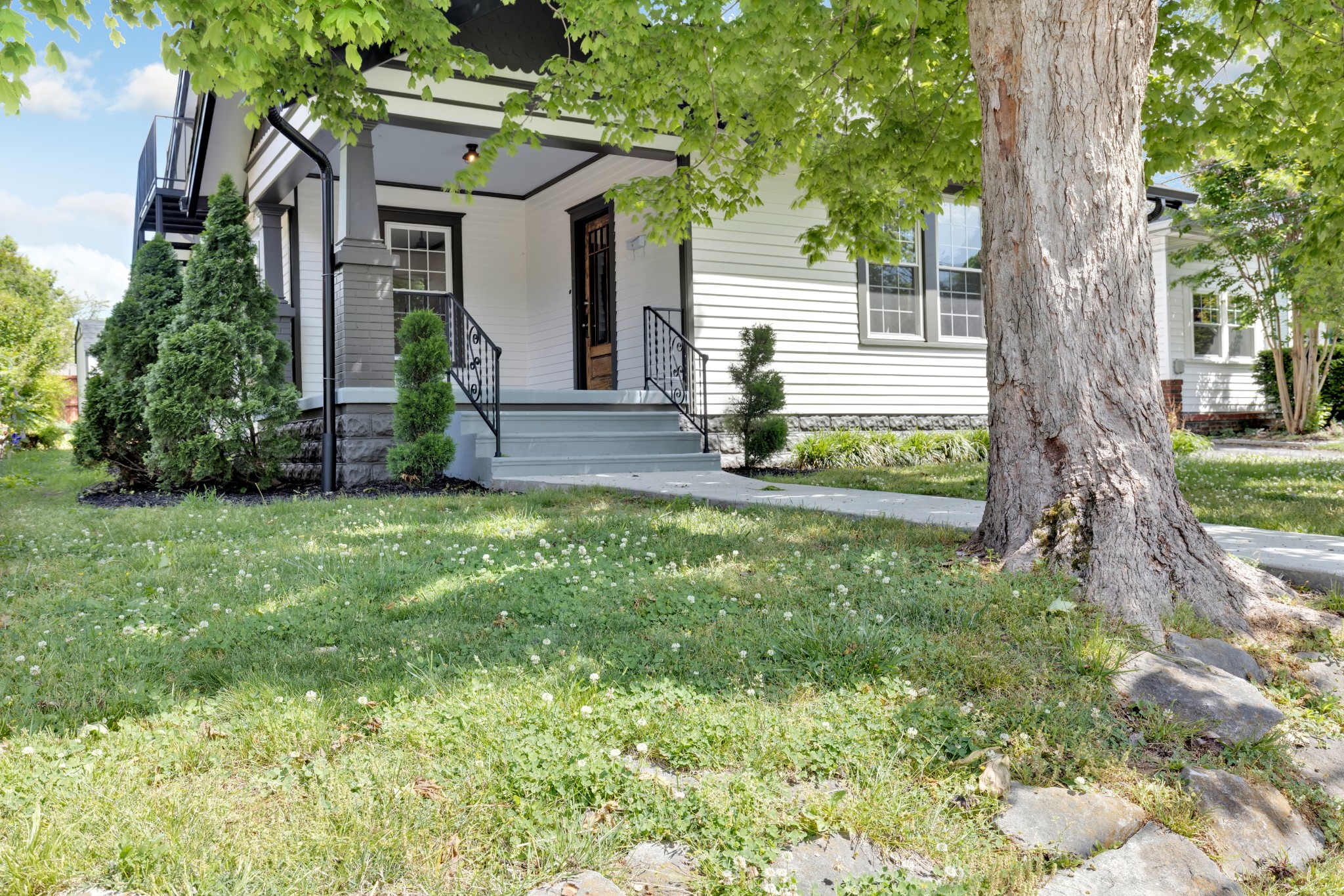 308 Walnut St
