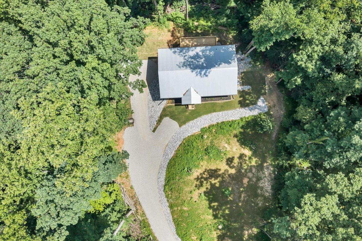 226 Woodland Way