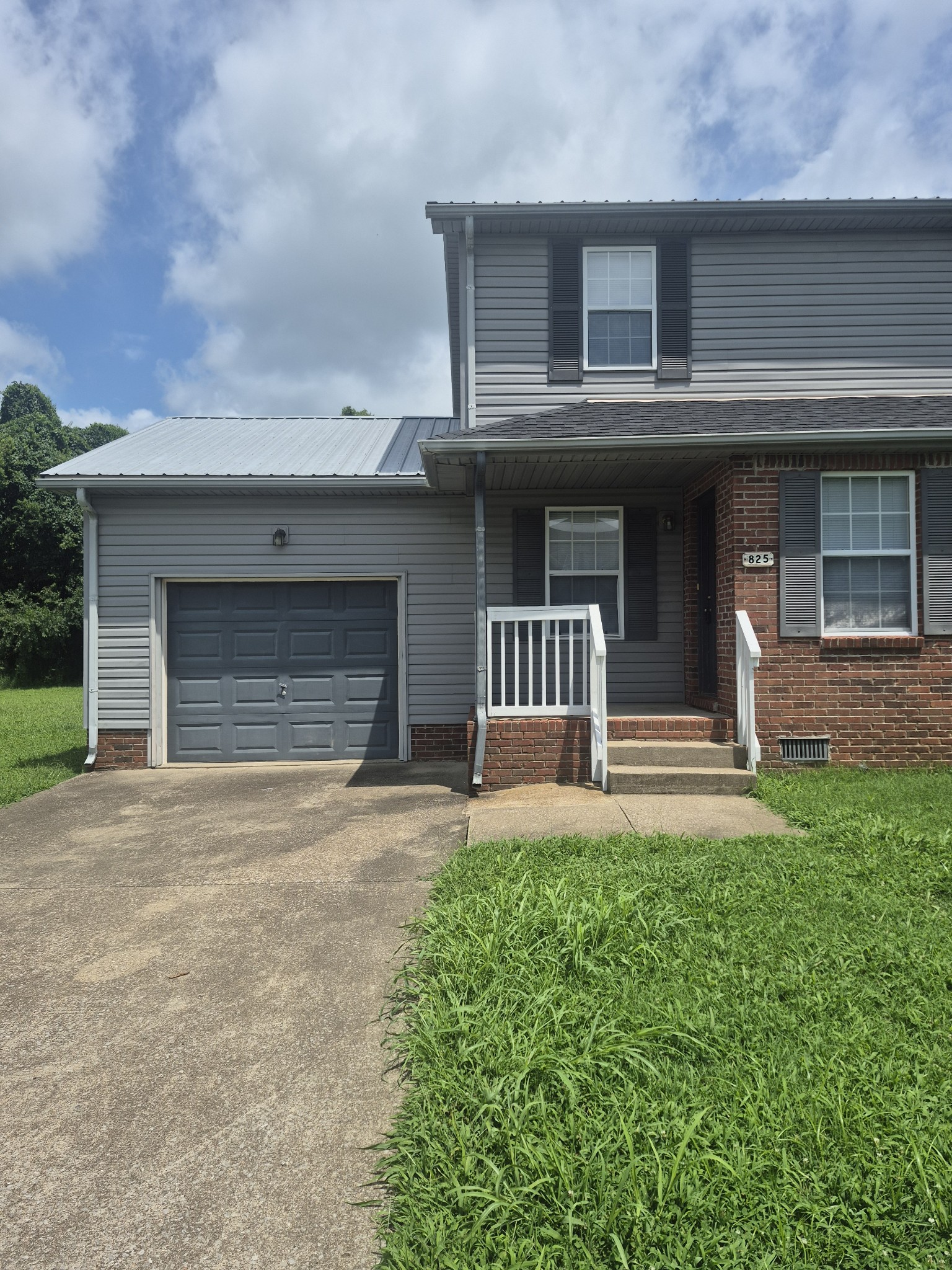 Photo 1 of 22 — 825 Decoy Ct, Oak Grove, KY 42262