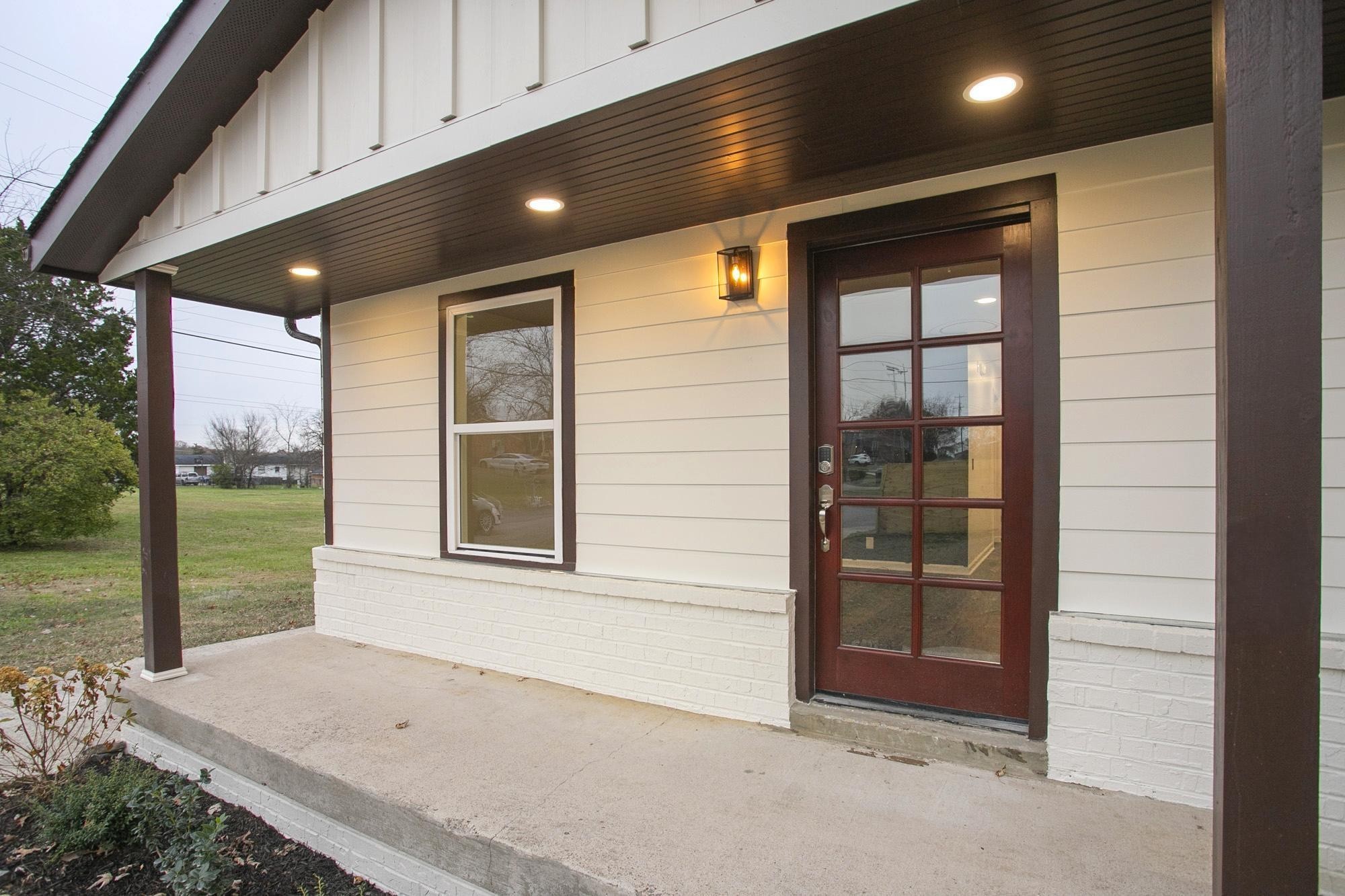801 Charlie Pl