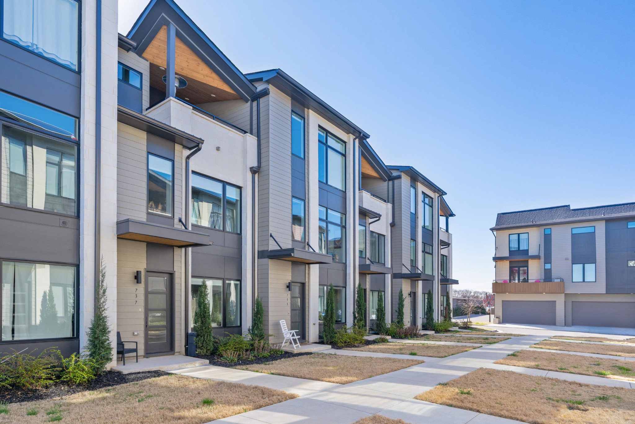 737 Burnside Place