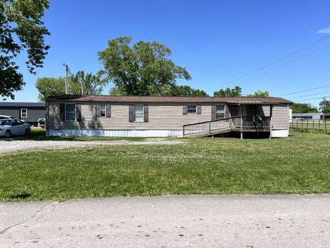 309 Oak St Portland TN 37148