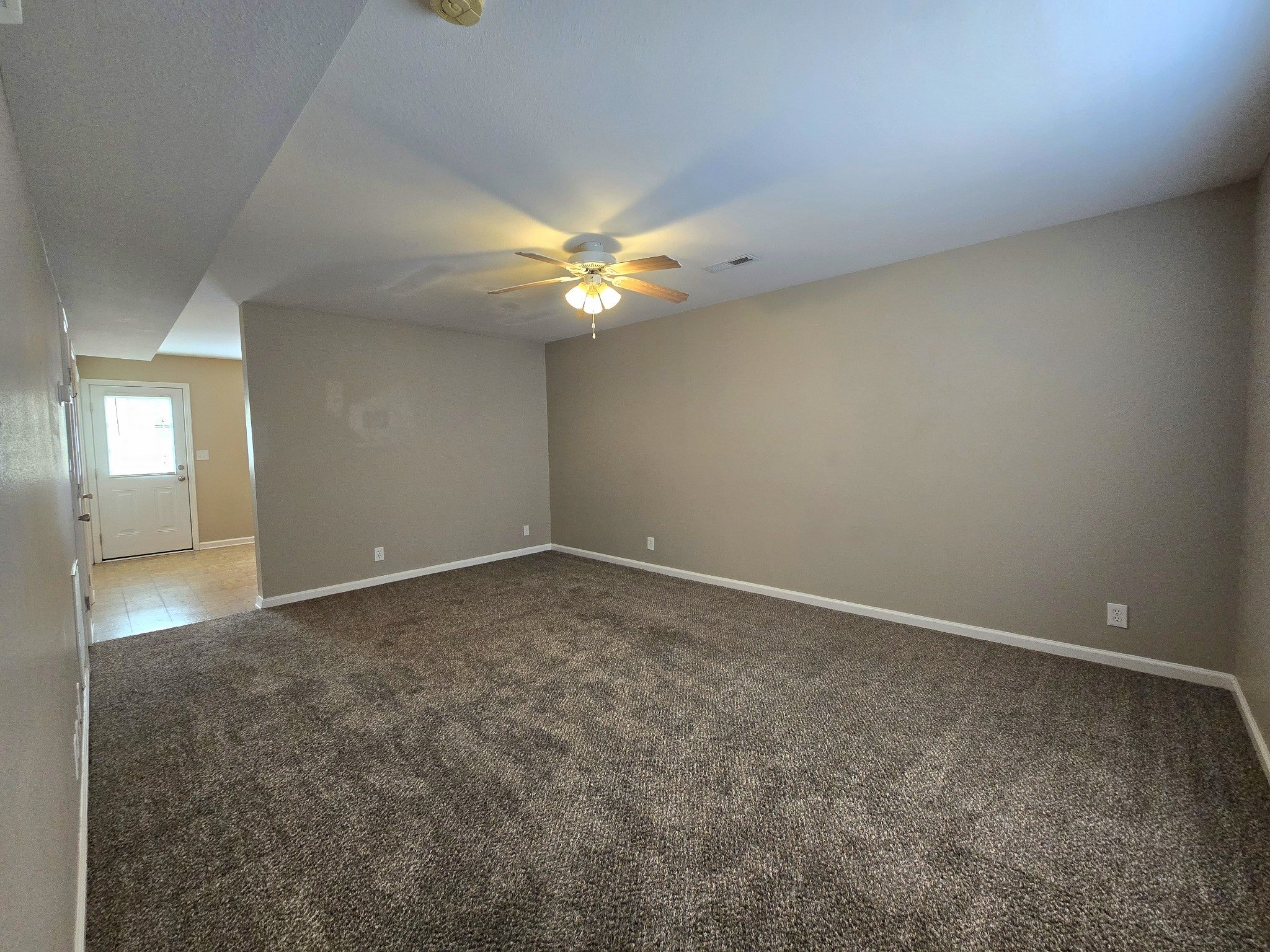 248 Executive Ave 2B