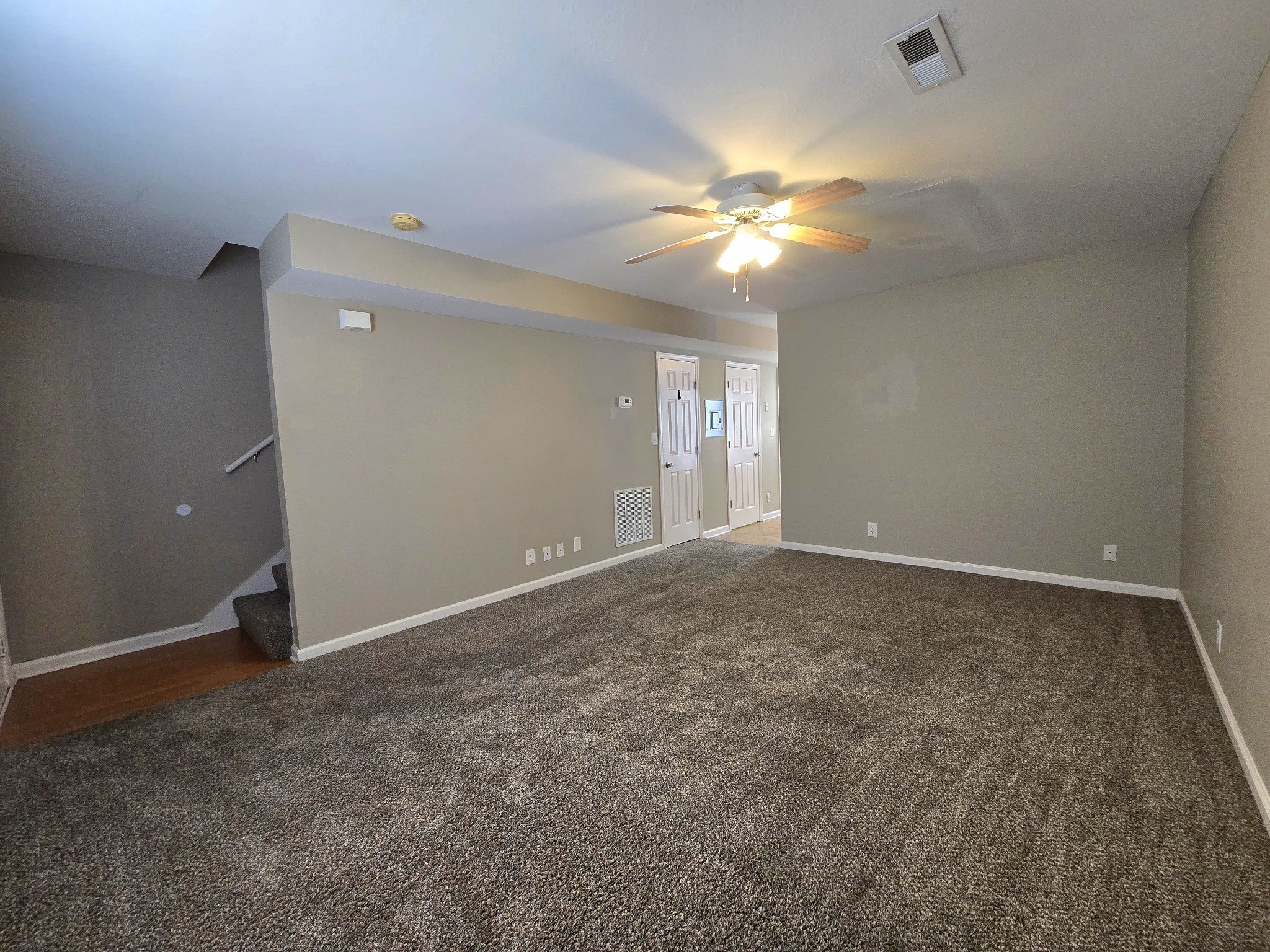 248 Executive Ave 2B