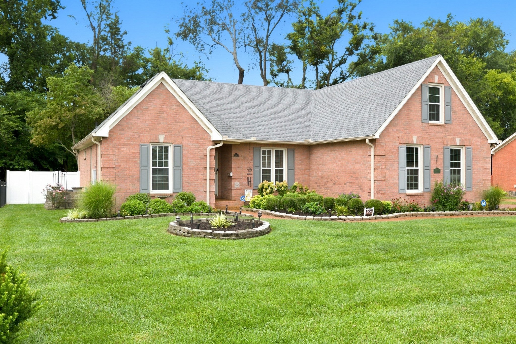 206 Savannah Rdg