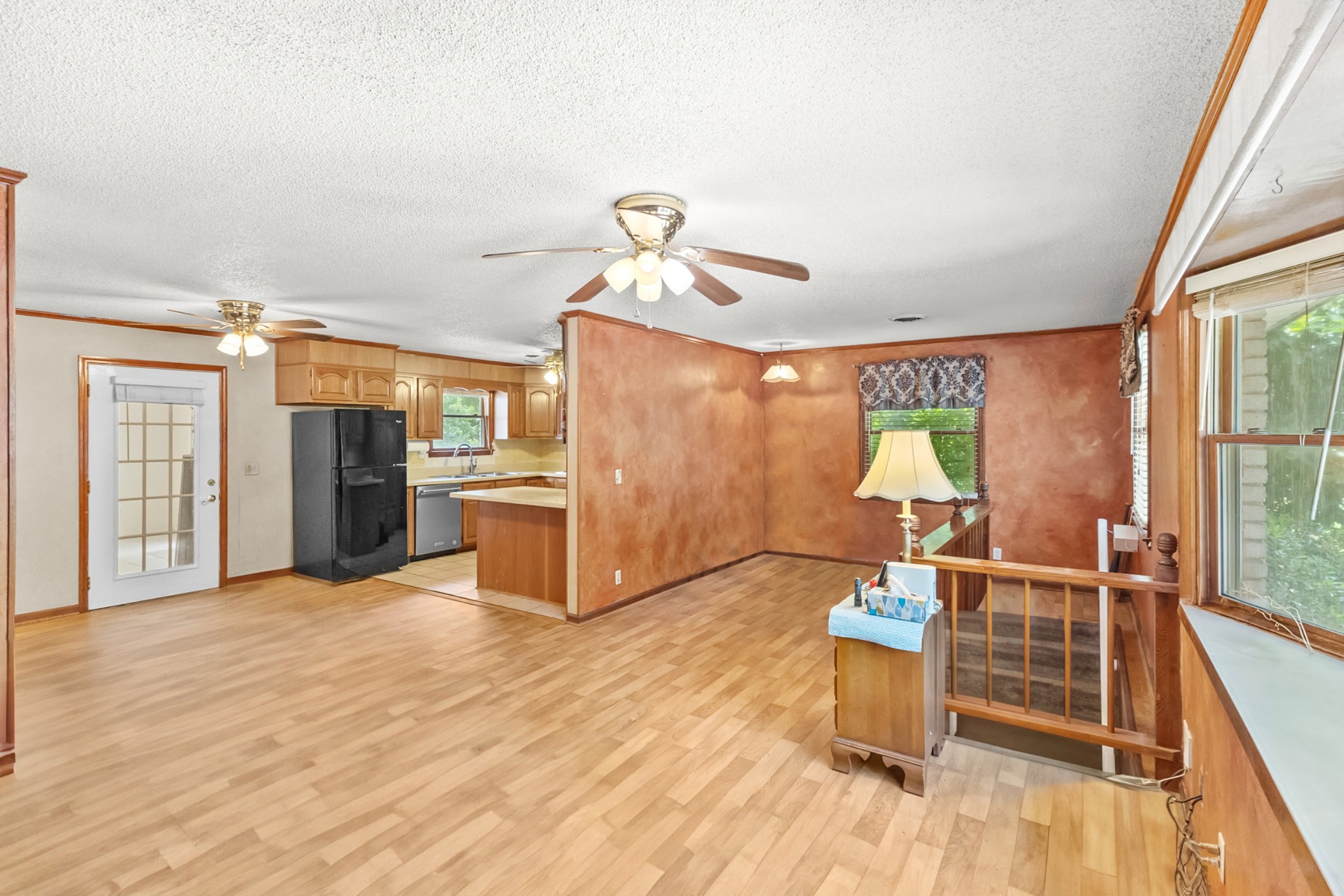 4946 Packard Dr