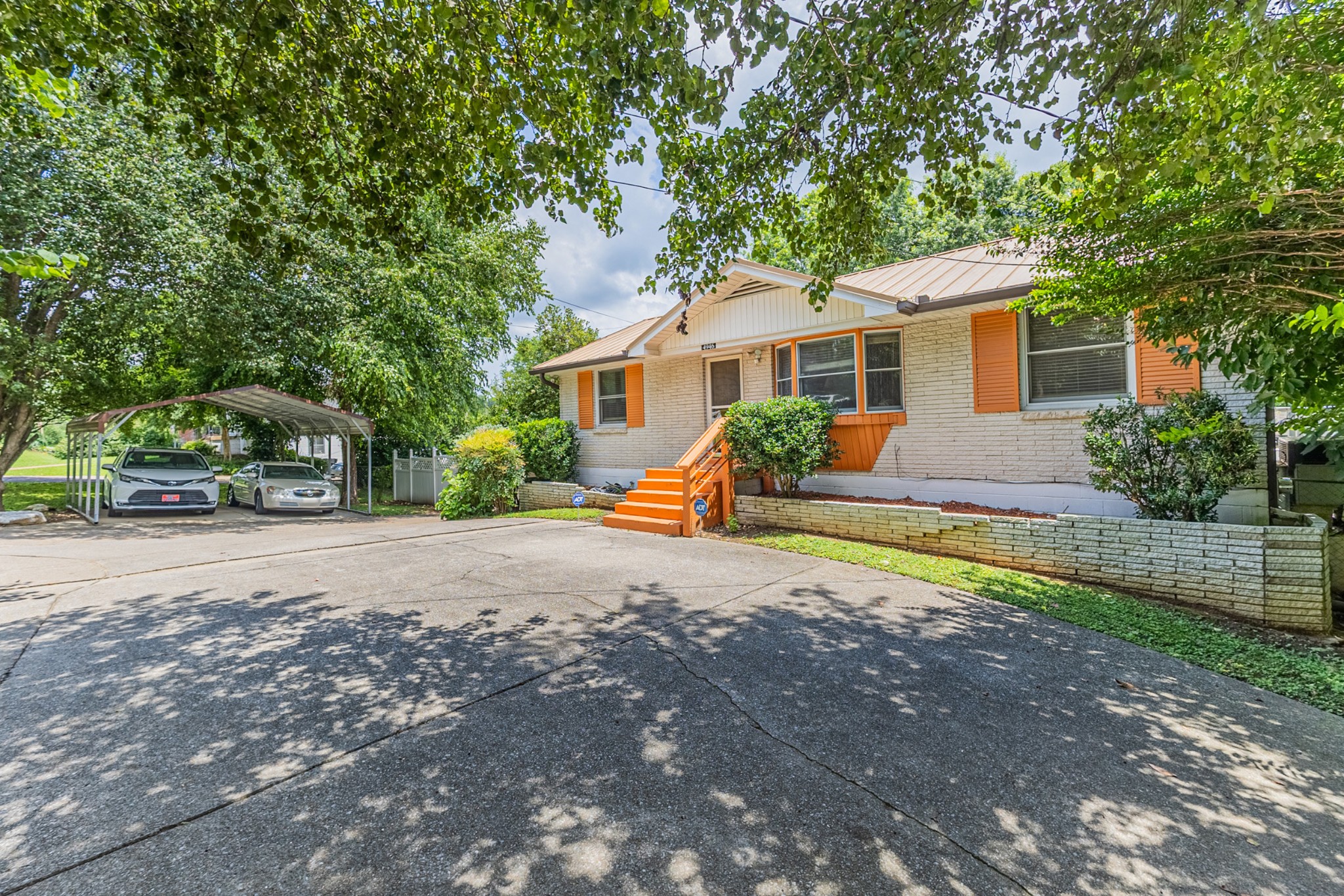 4946 Packard Dr