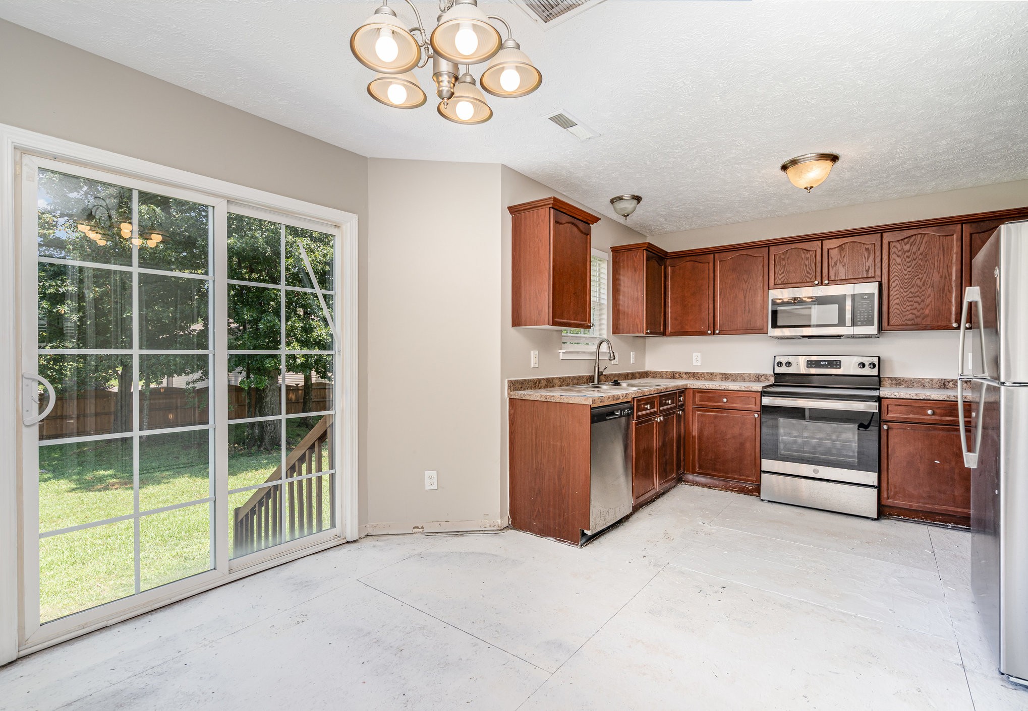 103 Chapel Brook Way