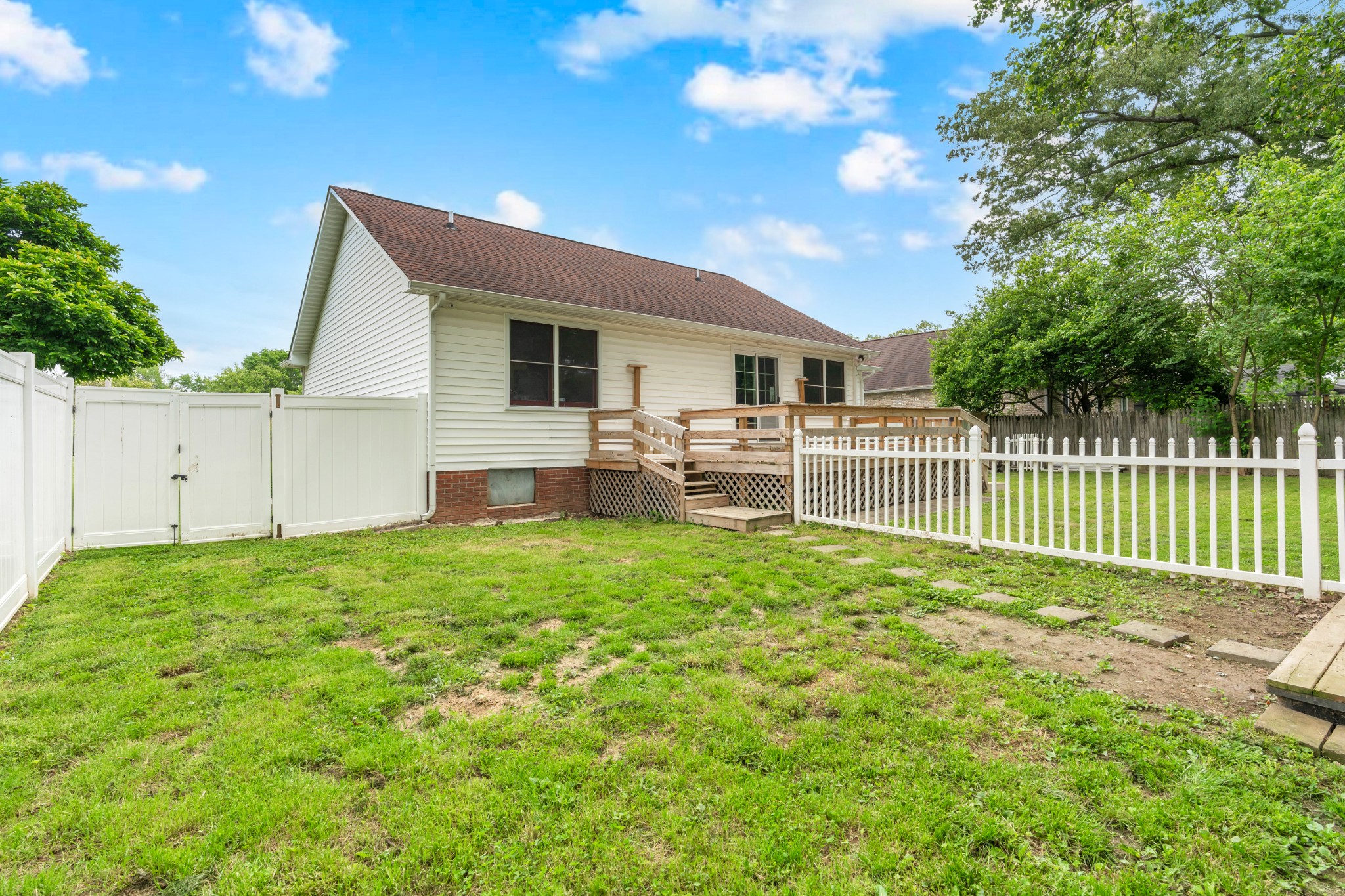 114 Bradbury Ct