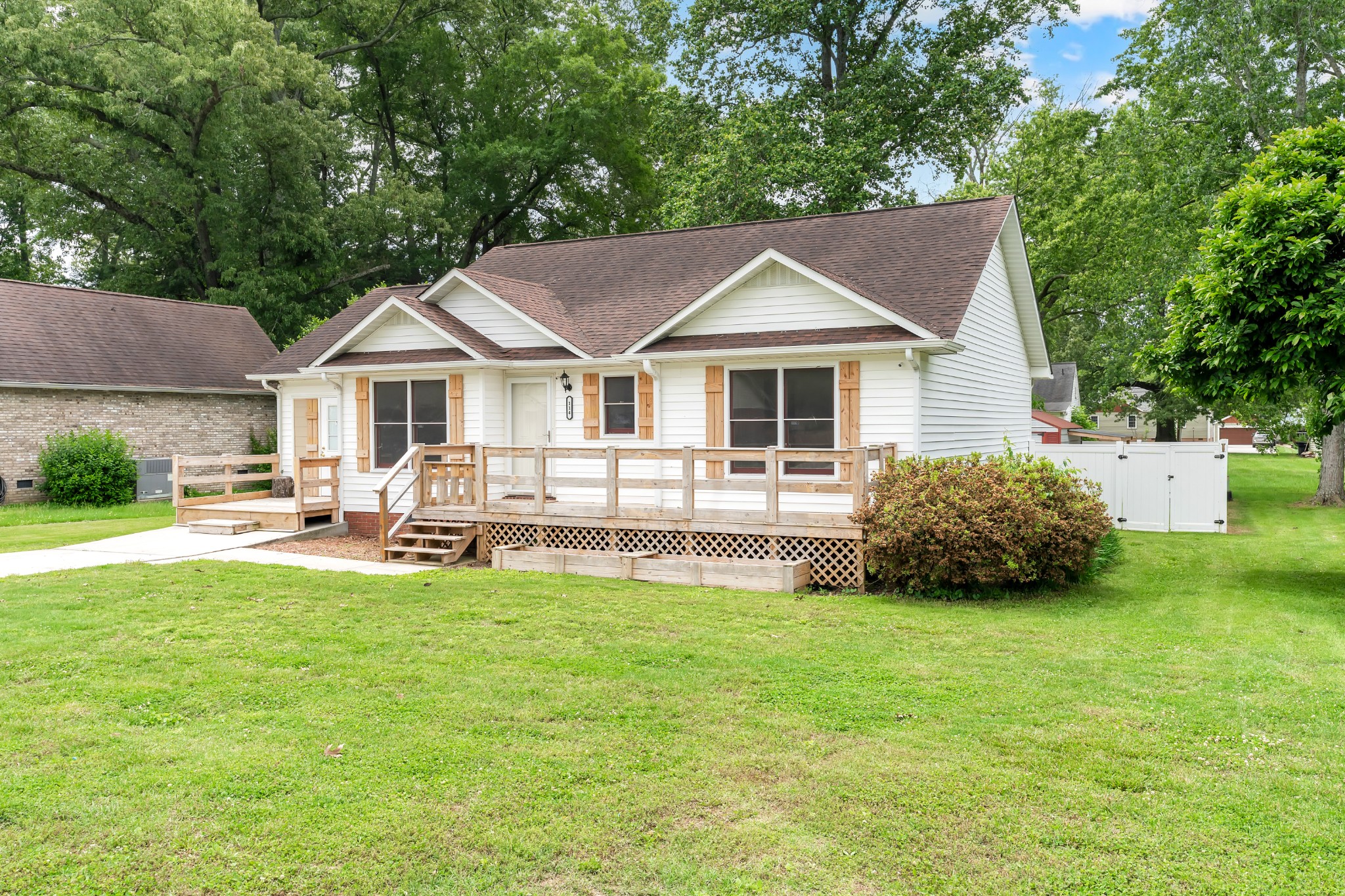 114 Bradbury Ct