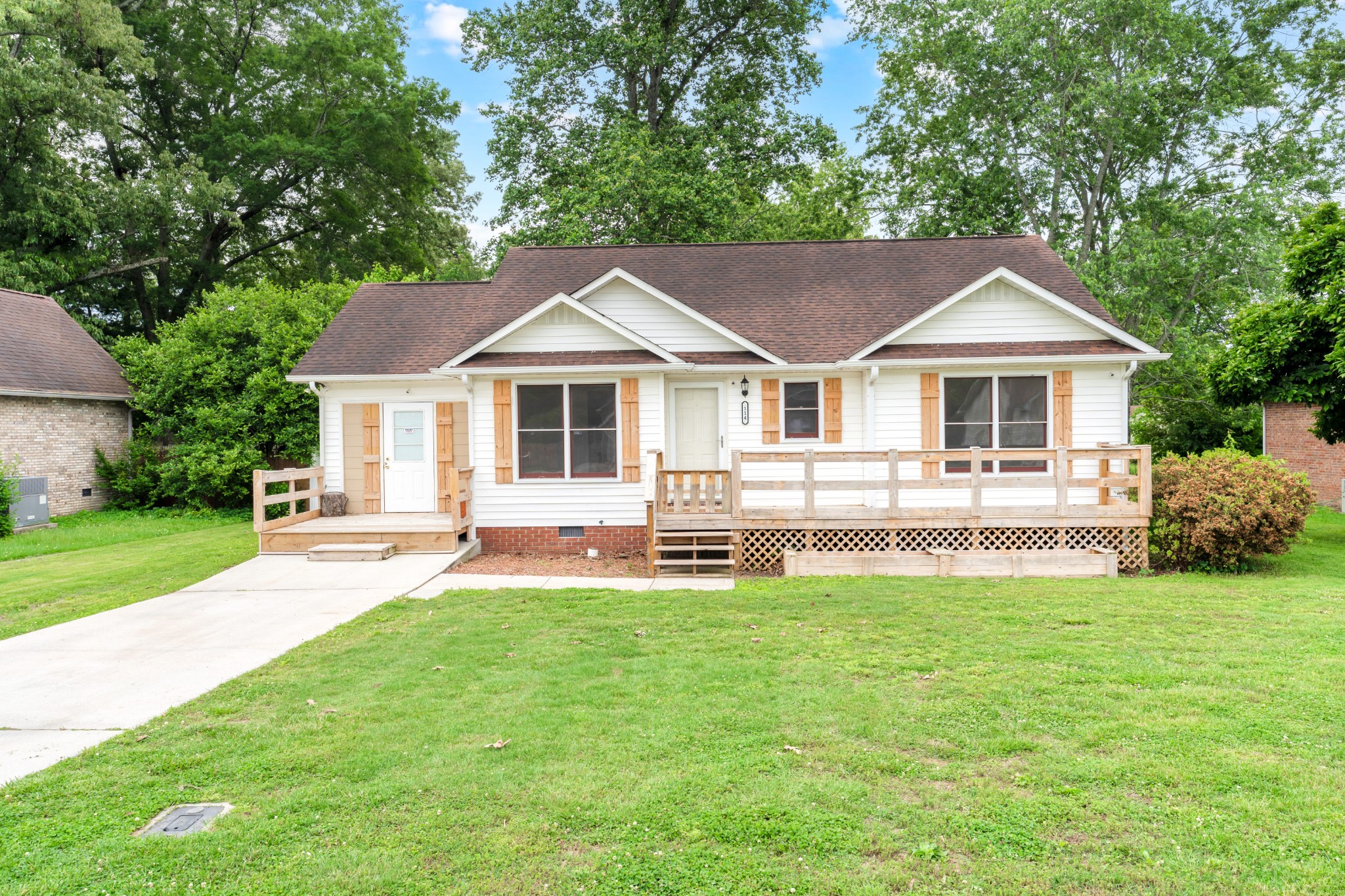 114 Bradbury Ct