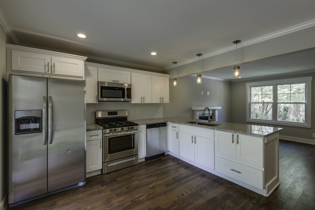 105 Evelyn Dr 1