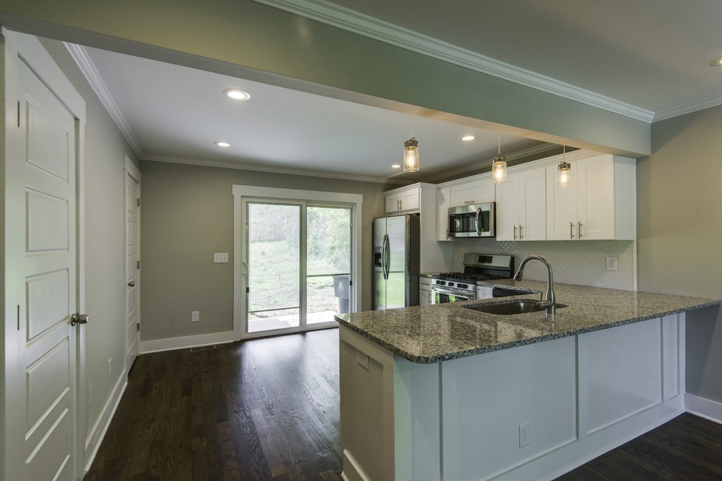 105 Evelyn Dr 1