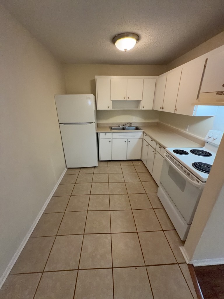 441 Harding Pl H10