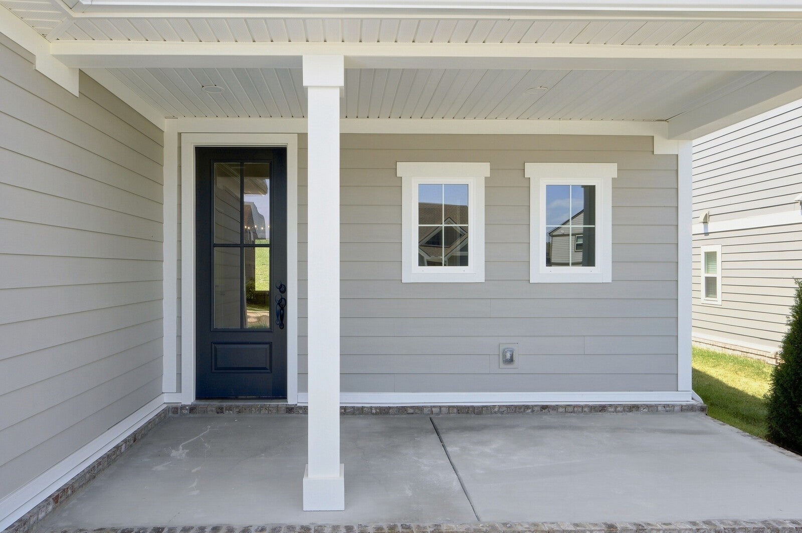 1924 Hildebrand Lane