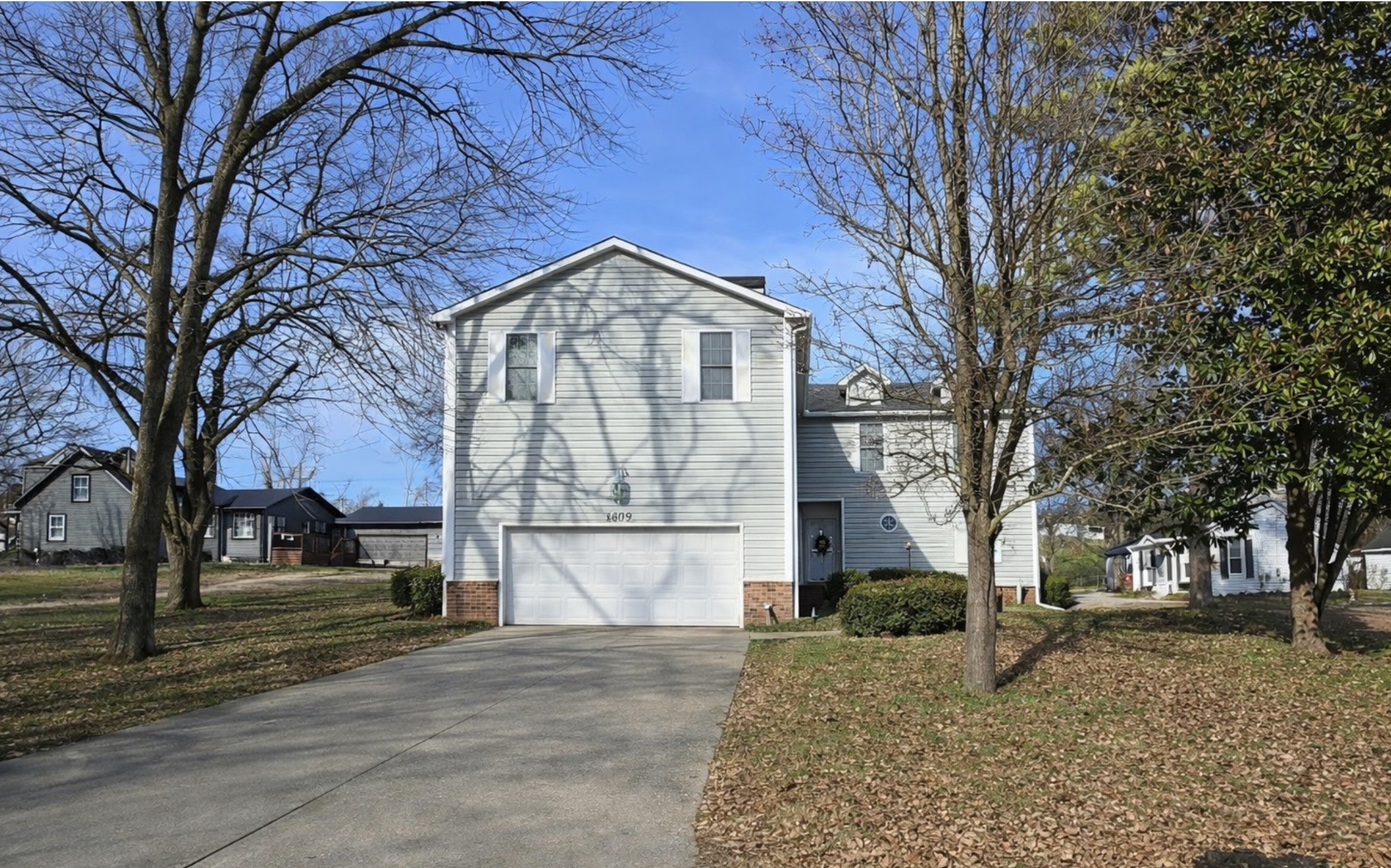9-bed home for sale in Goodlettsville, TN 37072, 1609 West Rd 1609 West Rd, Goodlettsville TN 37072 9-bed home, photo 1 of 60