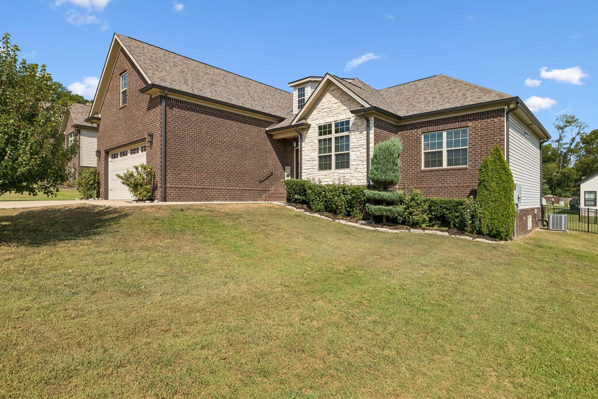 628 Josef Cir