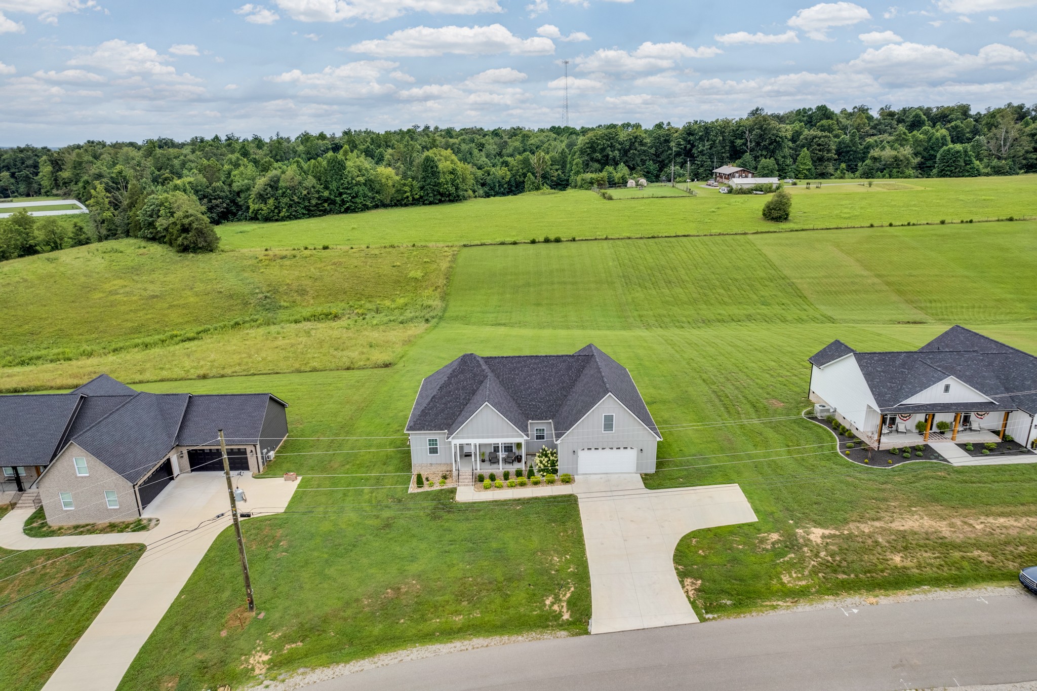 2870 Autumn Woods Trl