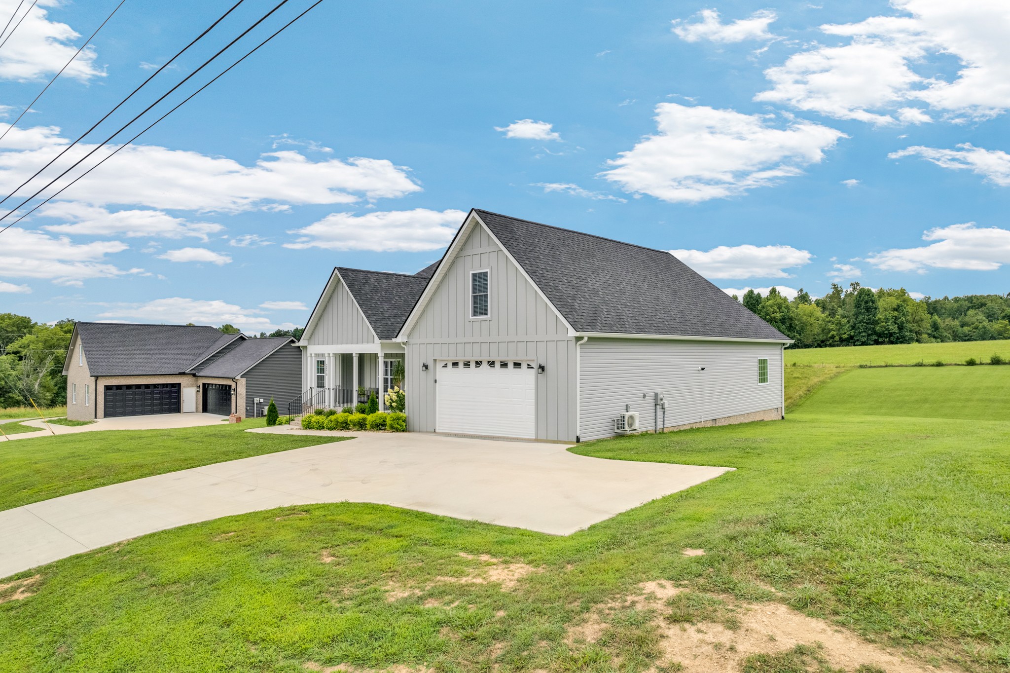 2870 Autumn Woods Trl