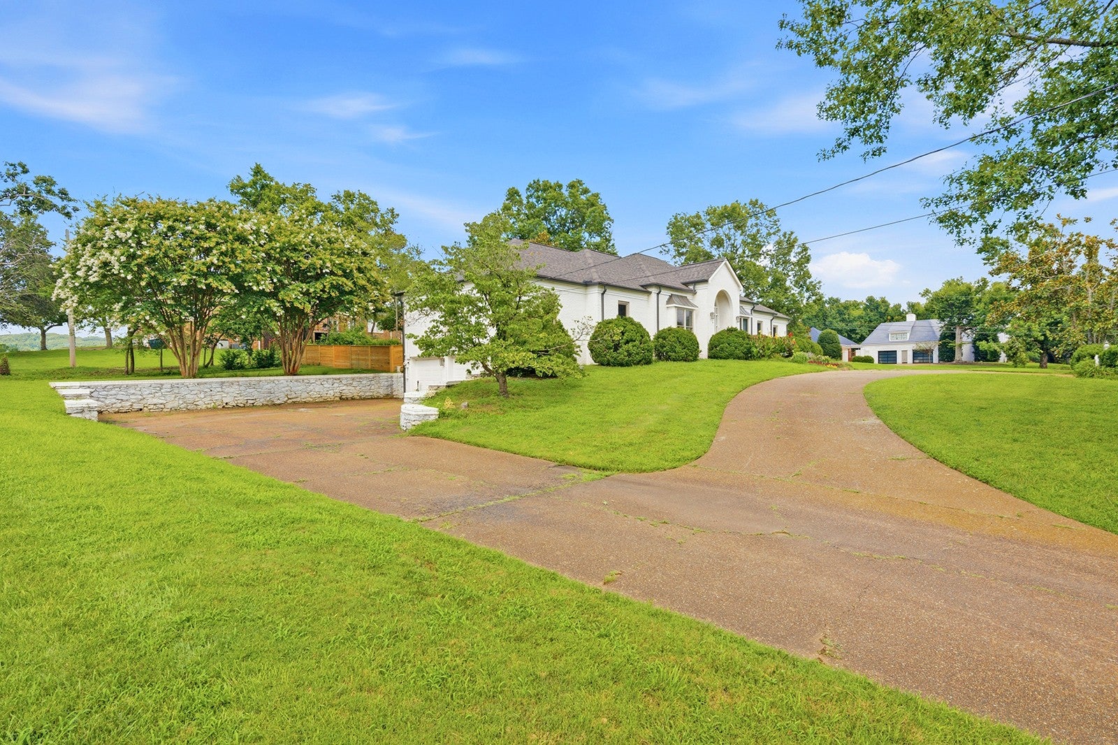 6436 Worchester Dr