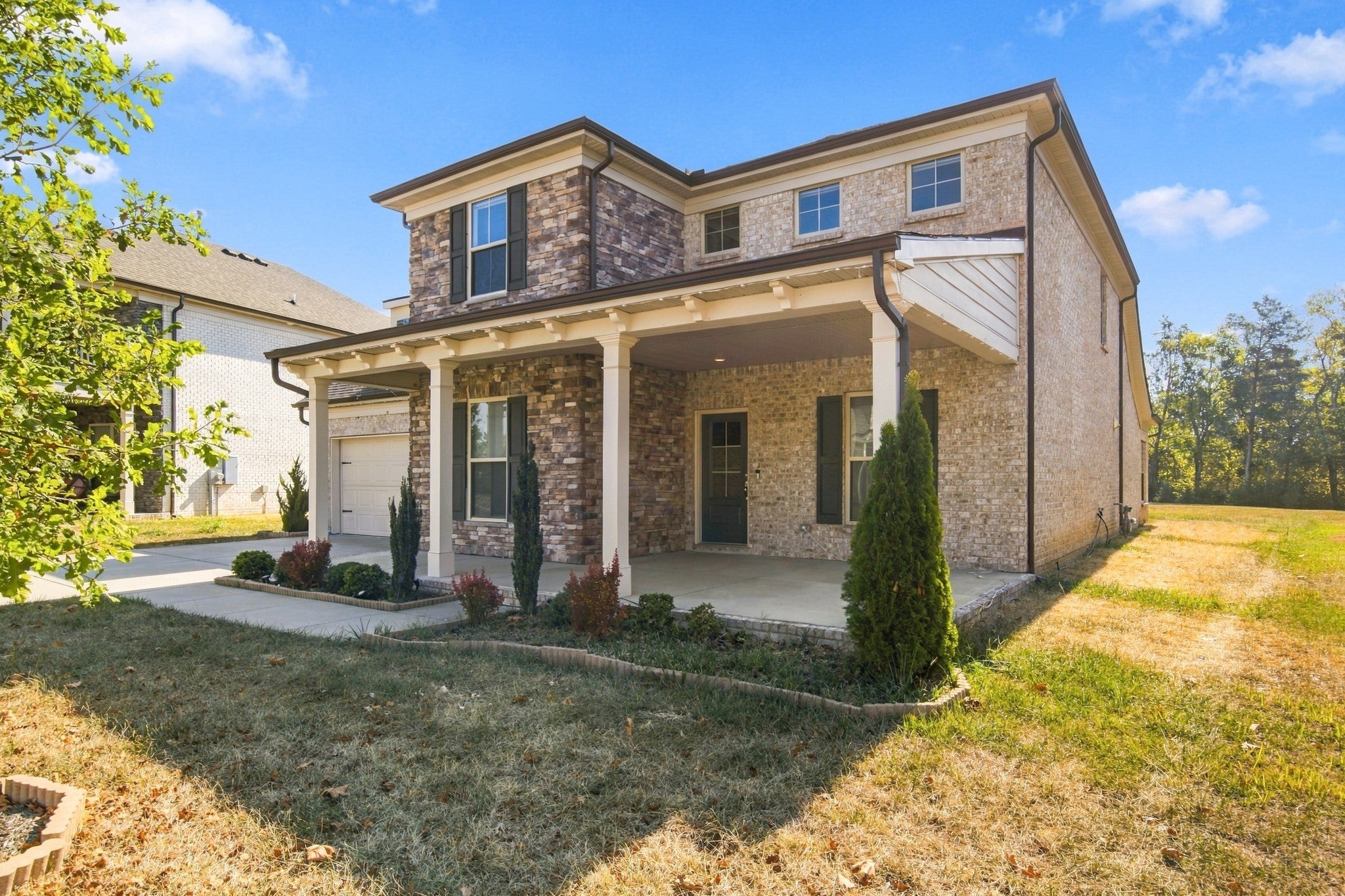 836 Chalkstone Ln