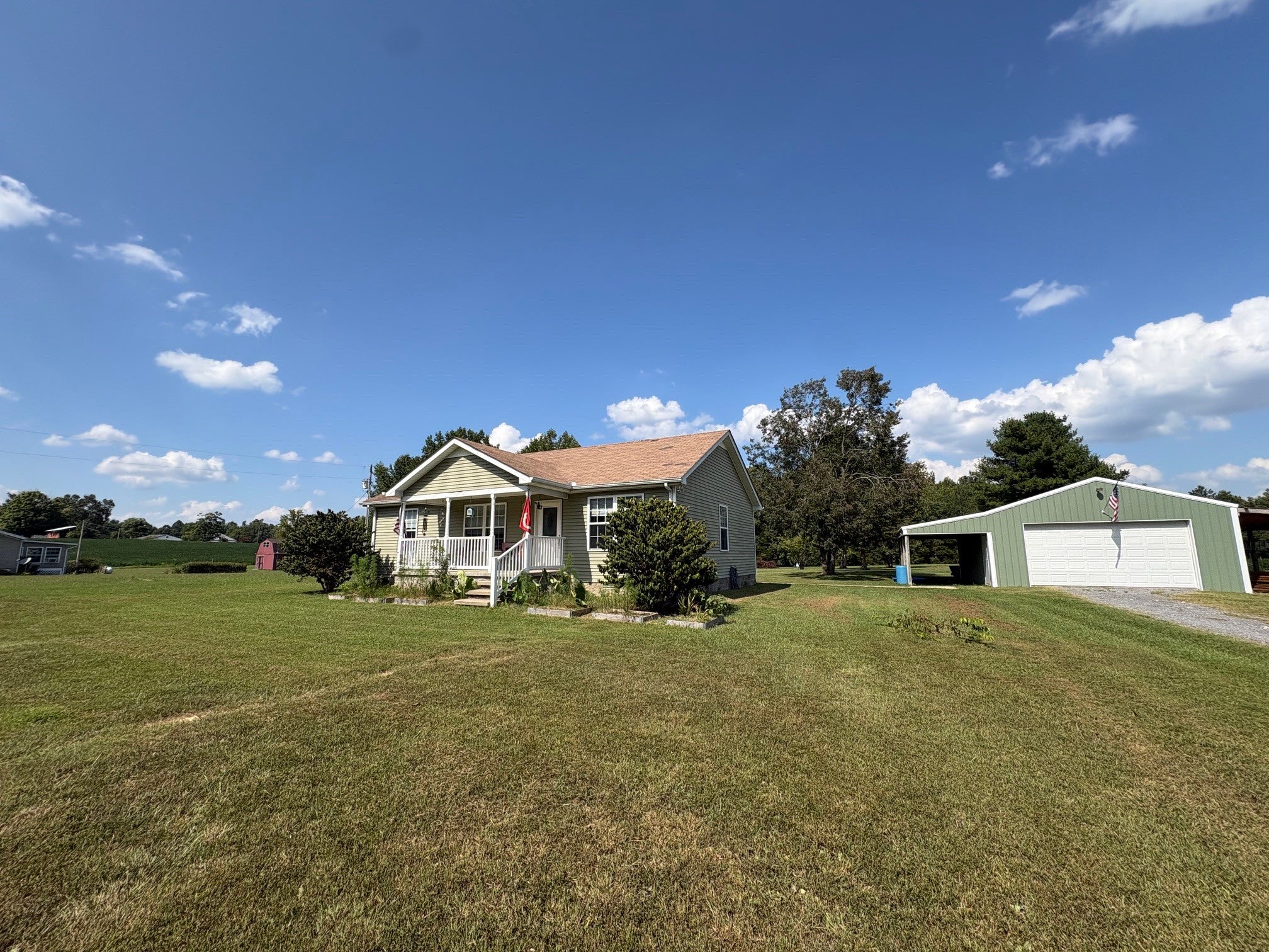 167 Robinson Ln