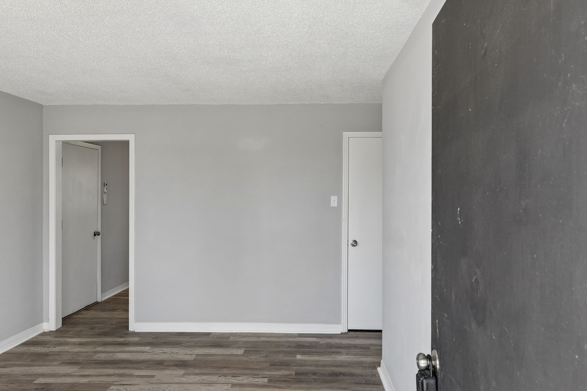 594 5th Ave N