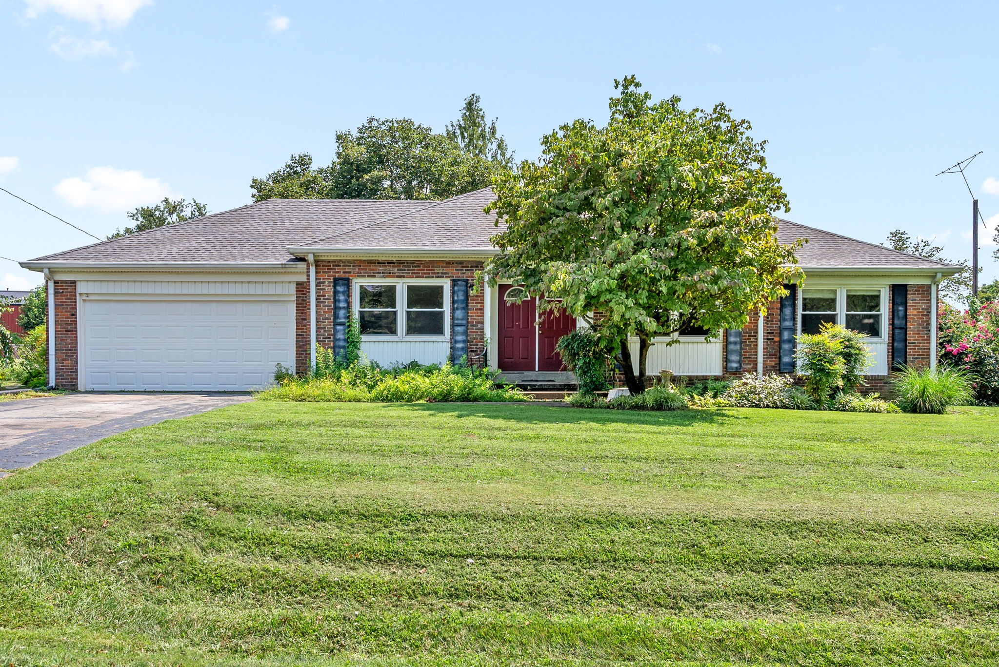 View Hopkinsville, KY 42240 house