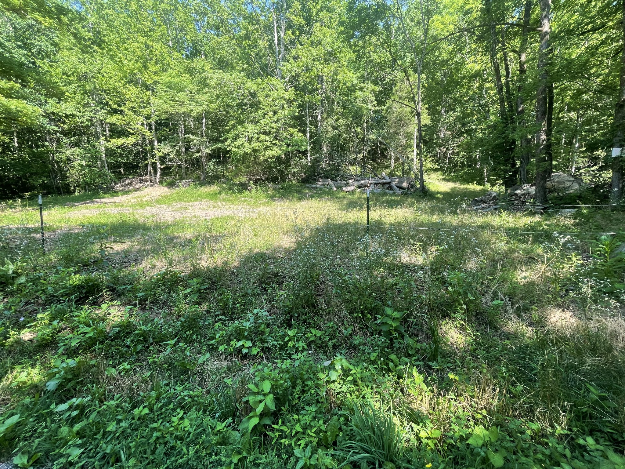 2400 Chicken Creek Rd