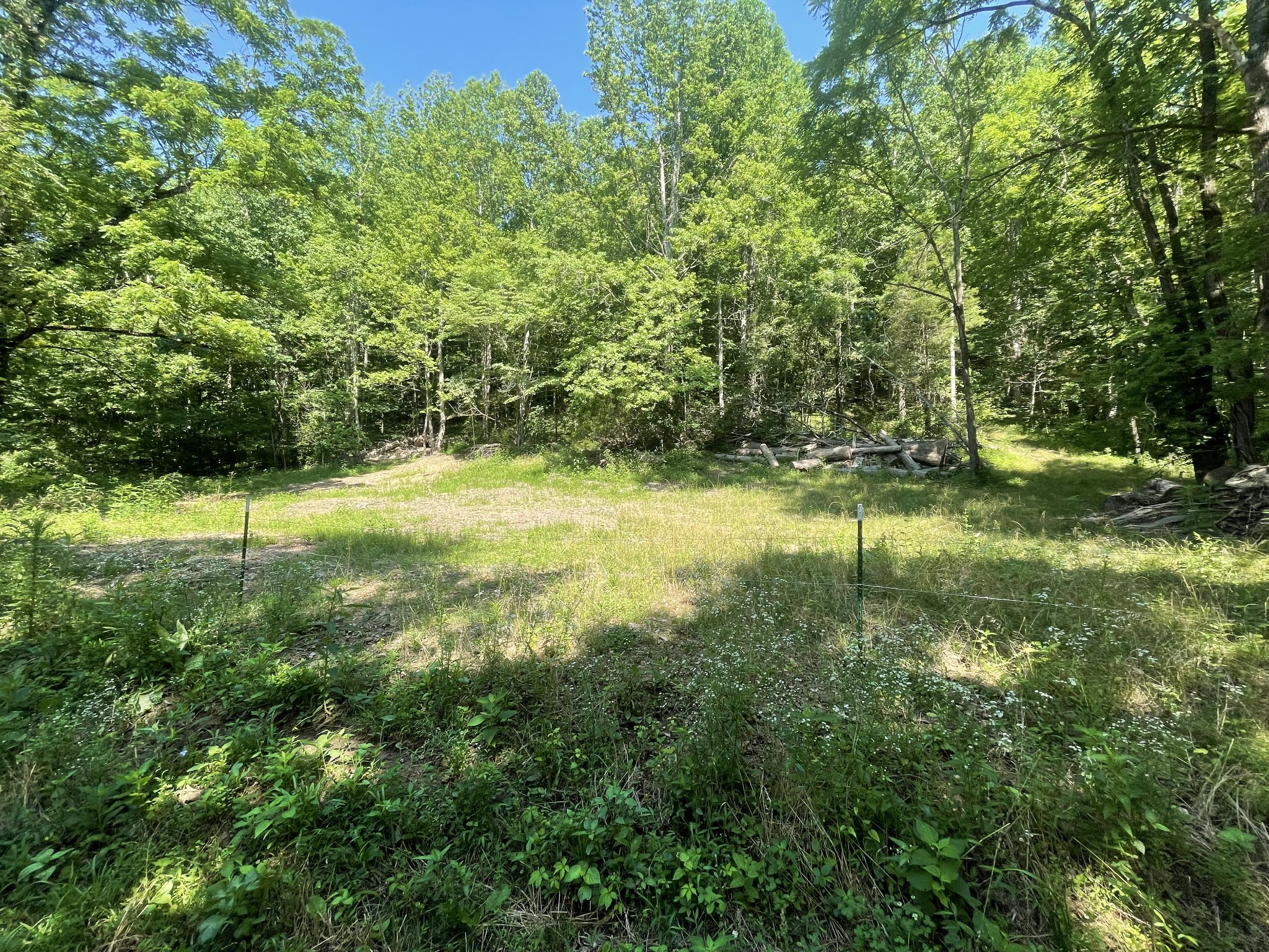 2400 Chicken Creek Rd