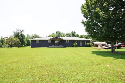 131 Collingwood Rd Walling TN 38587