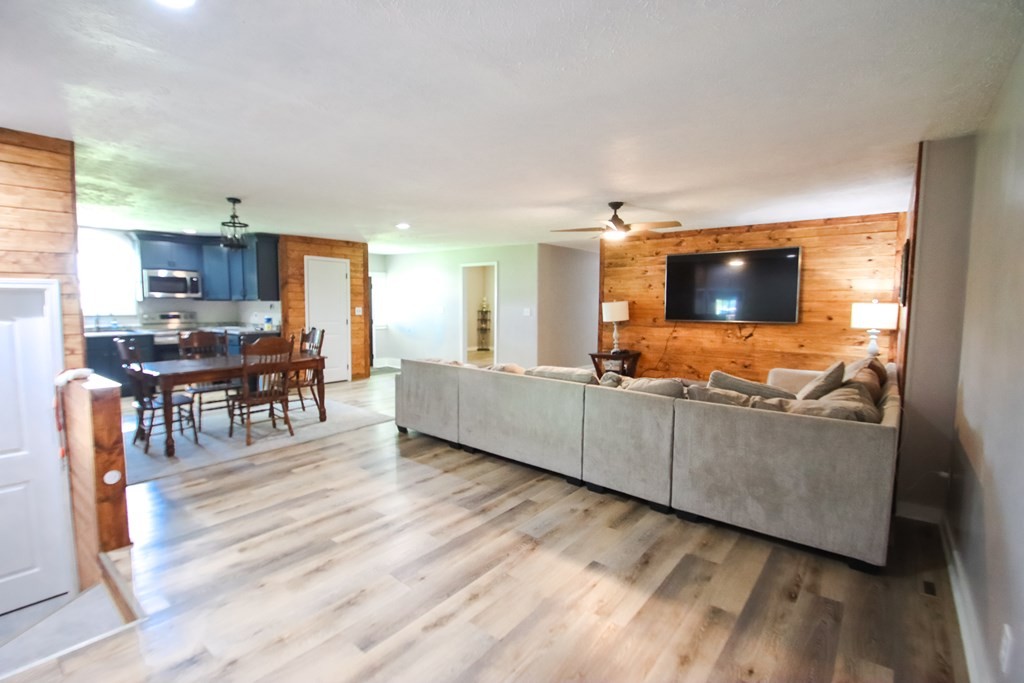 131 Collingwood Rd