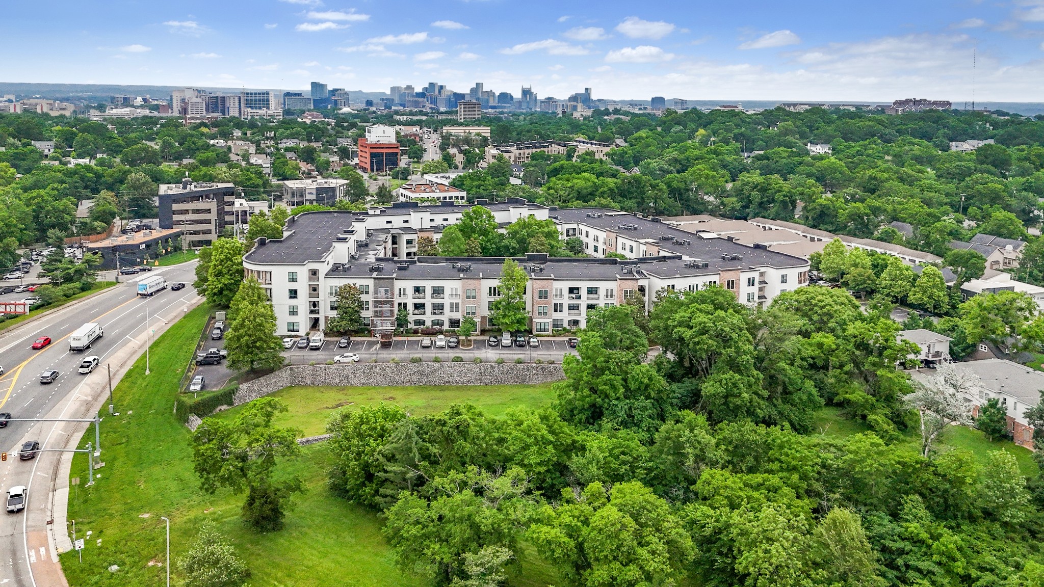 2600 Hillsboro Pike #233