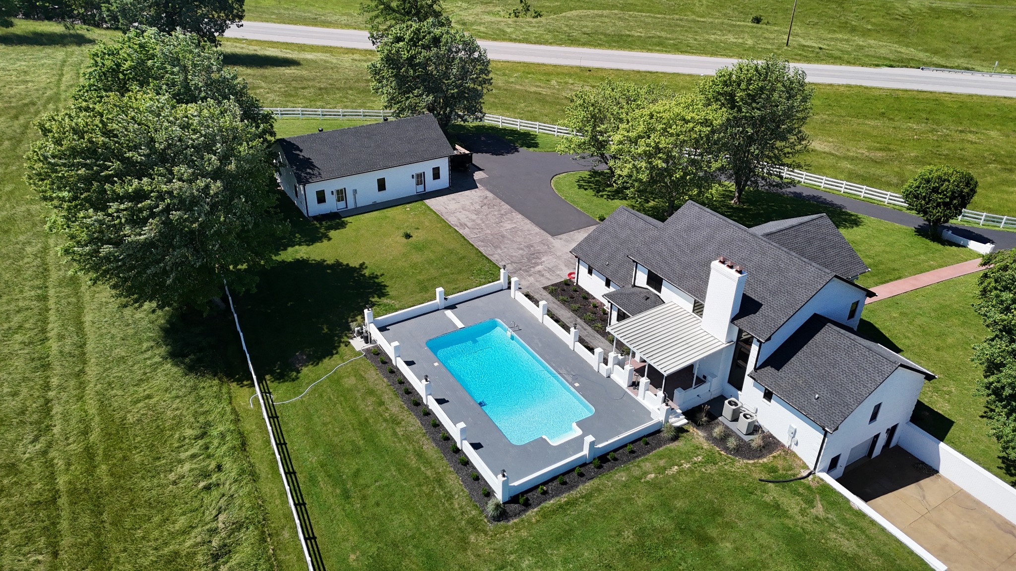 11388 Highway 52 W