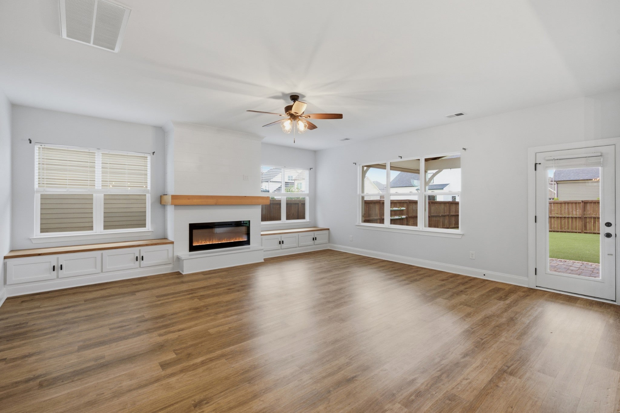 4747 Swanson Ln
