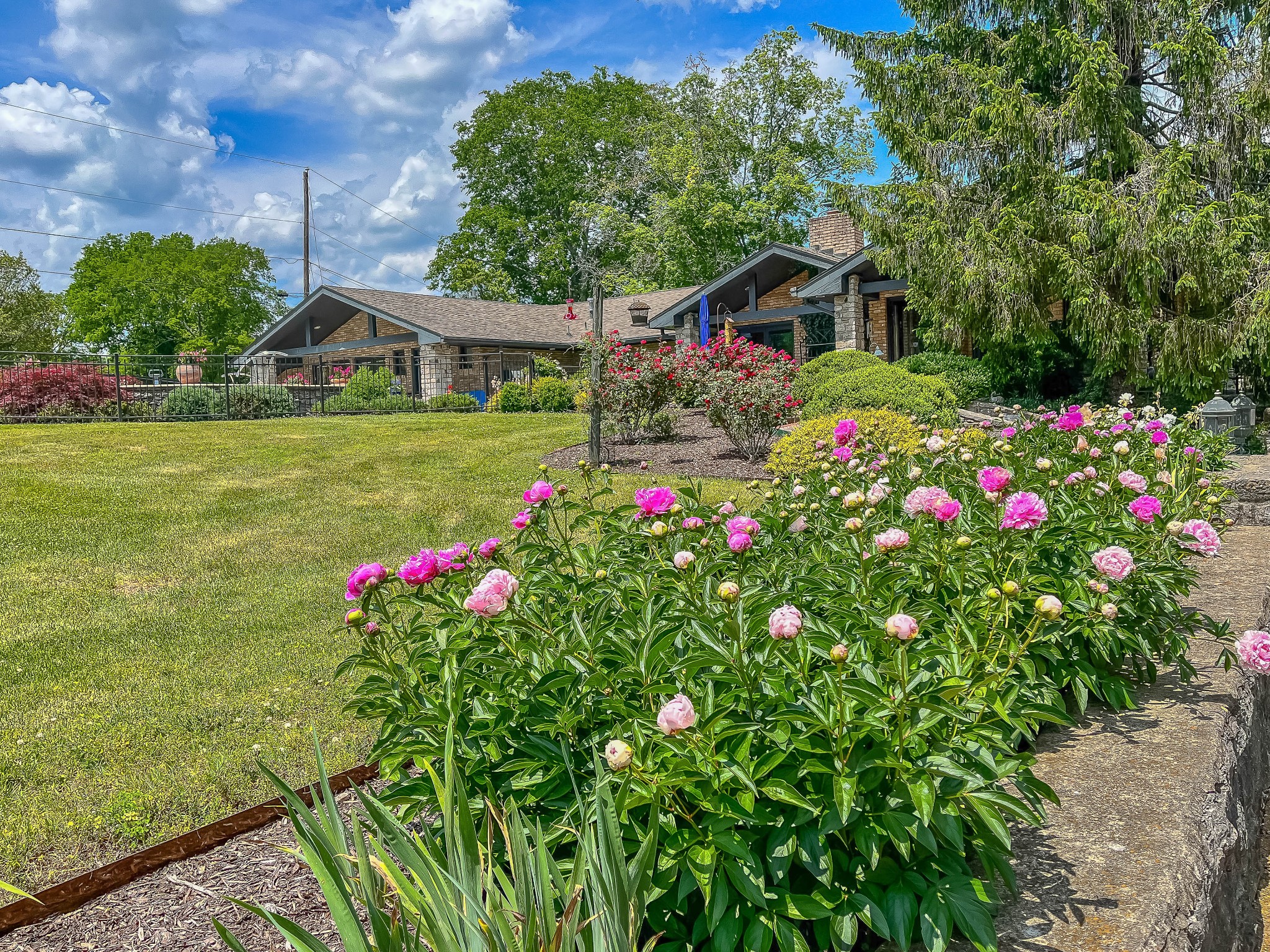 755 Long Hollow Pike