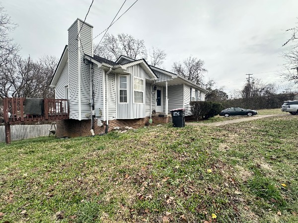 586 Somerset Ln