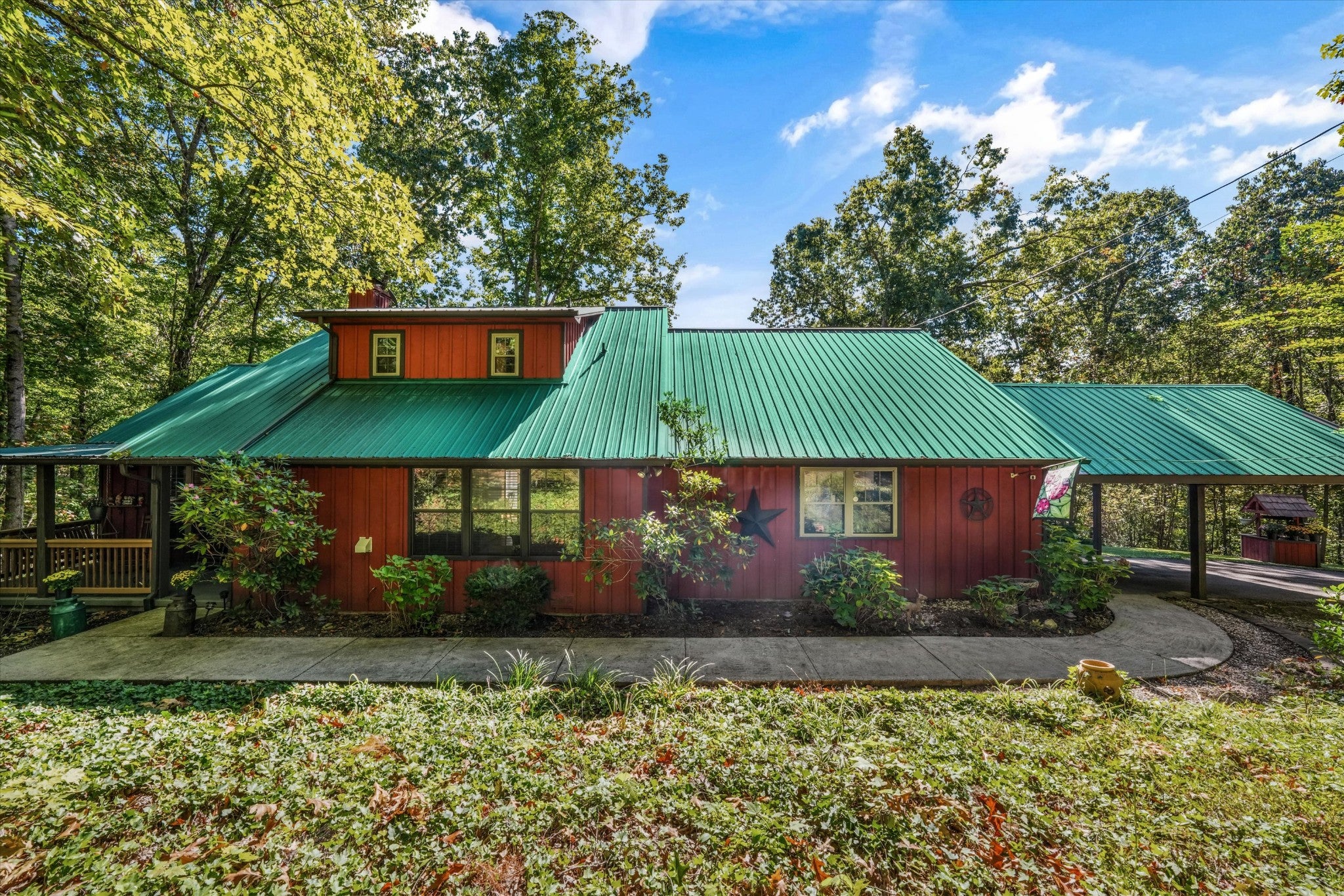 2848 Mountain Blvd
