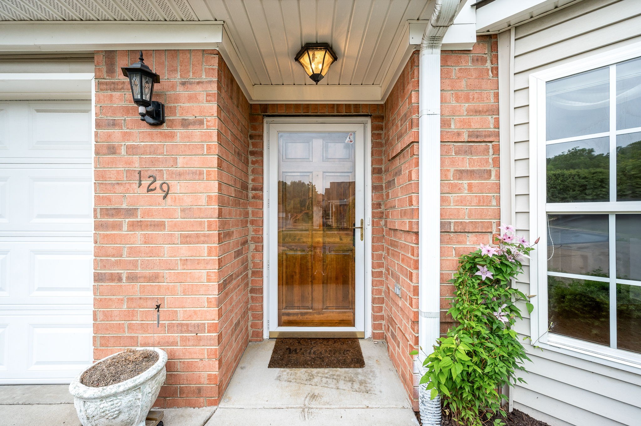 129 Alton Park Ln