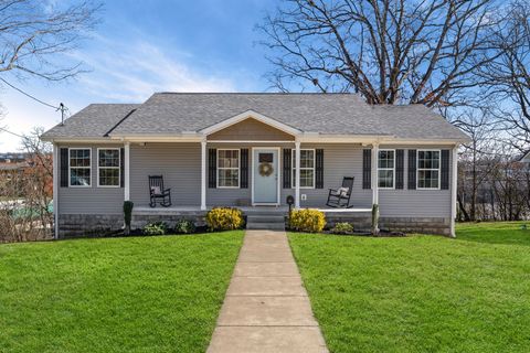 217 McLemore St, Dickson, TN 37055 - MLS#: 2793597